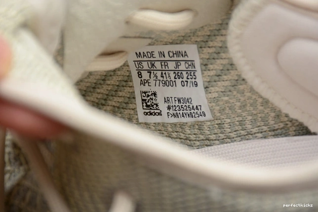 350 Yeezy Static V2 Adidas FV3254 Boost Lundmark 0821